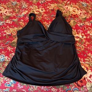 Lands End Black Women's tankini top